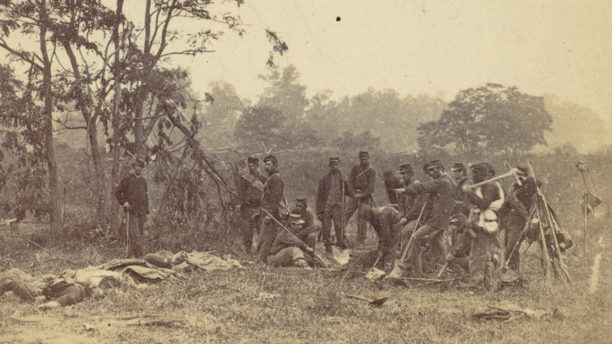 Burying The Dead At Antietam Santa Clara University Digital Exhibits