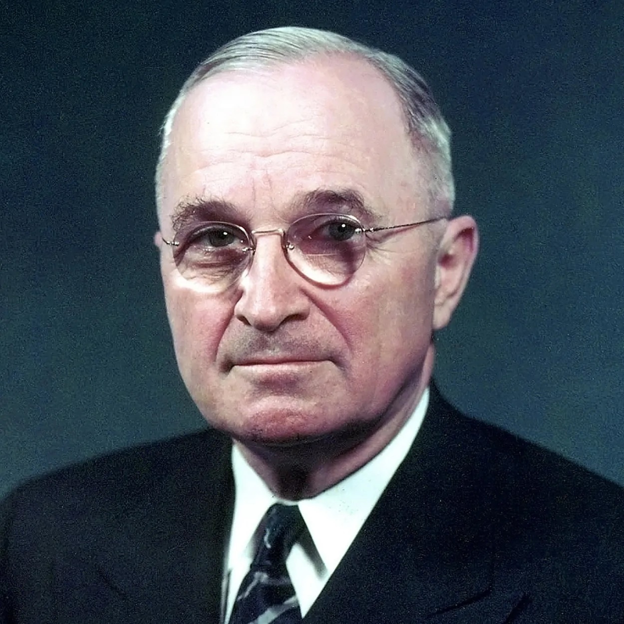 33_harry_s_truman.jpg