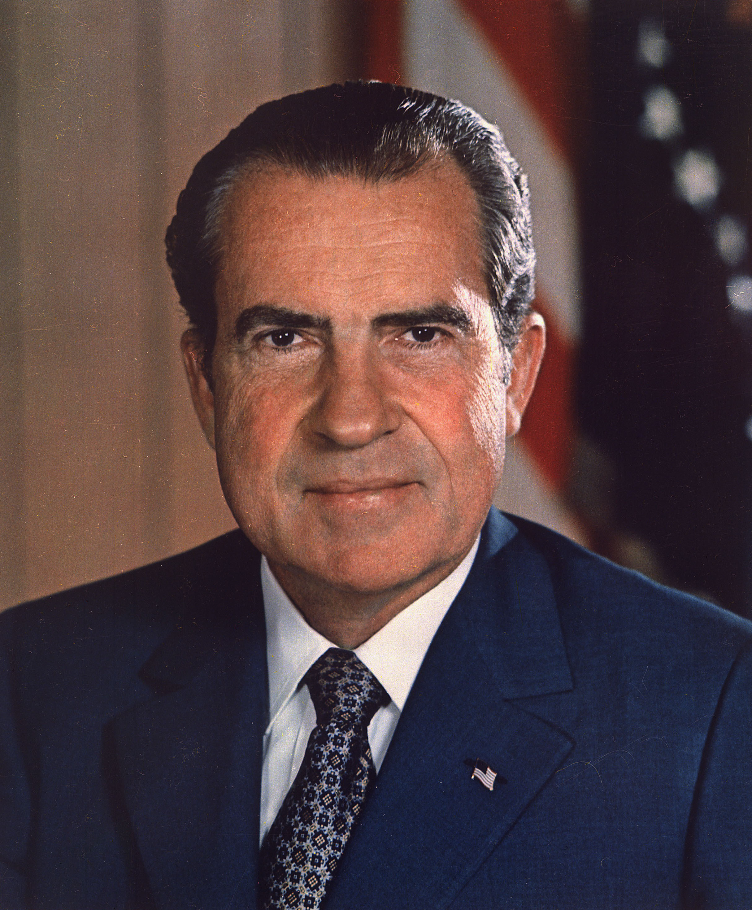 Richard_Nixon_presidential_portrait.jpg