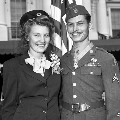 Desmond T. Doss with his wife Dorothy.jpg